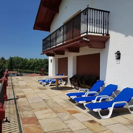 Appartement A Avec Vue Sur La Montagne *